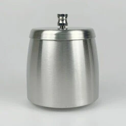 ILOVEMILAN Cendrier En Acier Inoxydable Avec Couvercle, Cendrier De Table Antidérapant, Cendrier De Tempête En Acier Inoxydable (grand, Le Ponçage)