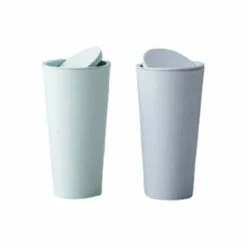 AIDUCHO 2 Pièces Poubelle De Voiture, Poubelle Auto Voiture, Poubelles De Voiture Avec Couvercle, Plastique Portable Étanches Mini Poubelle Pour L'Intérieur Voiture,Bureau, Maison (Vert Et Bleu)